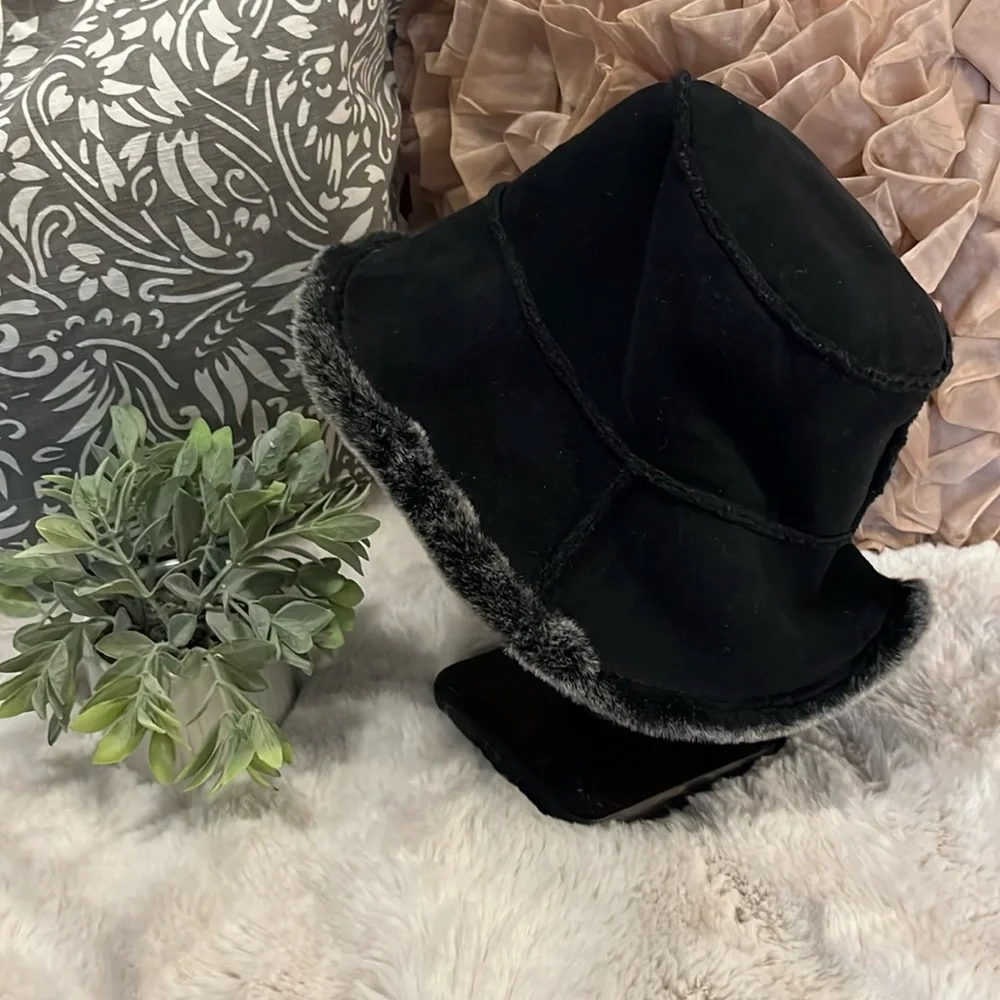 Fownes black gray